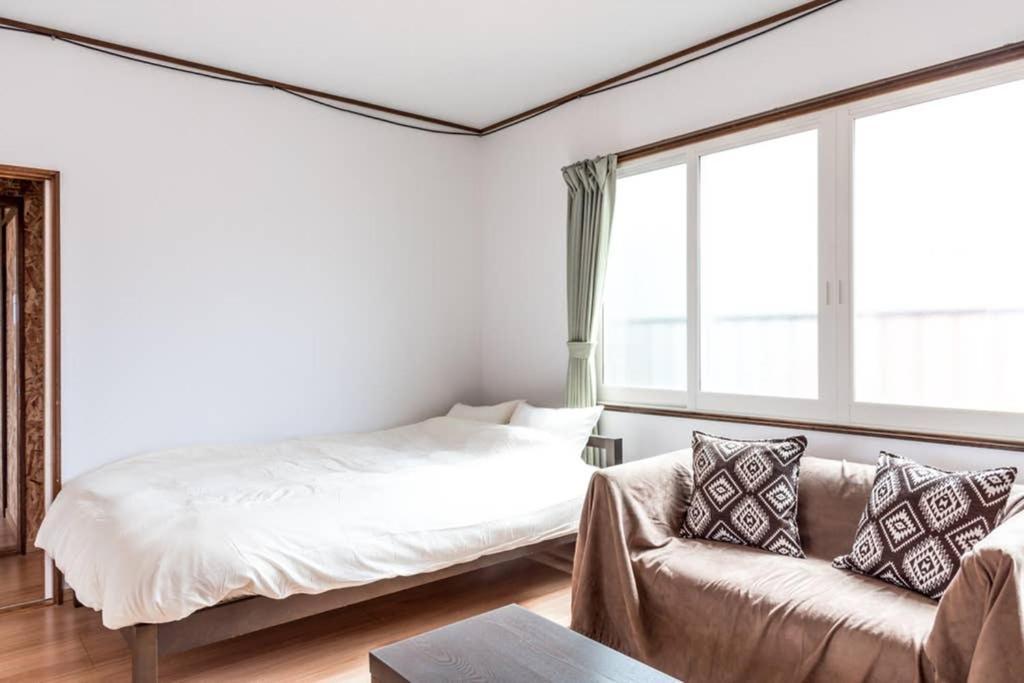 Rustic Modern House In Hakodate Esterno foto